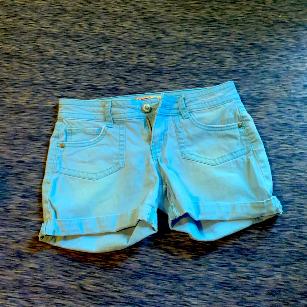 Short jeans